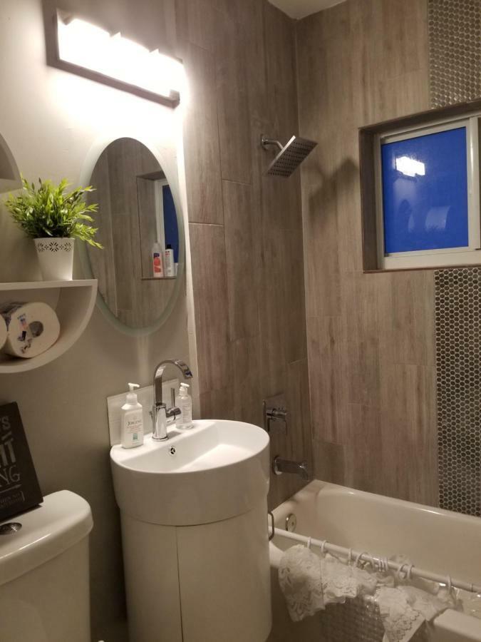 Suite Life At Chez Mercedes Miami Exterior foto